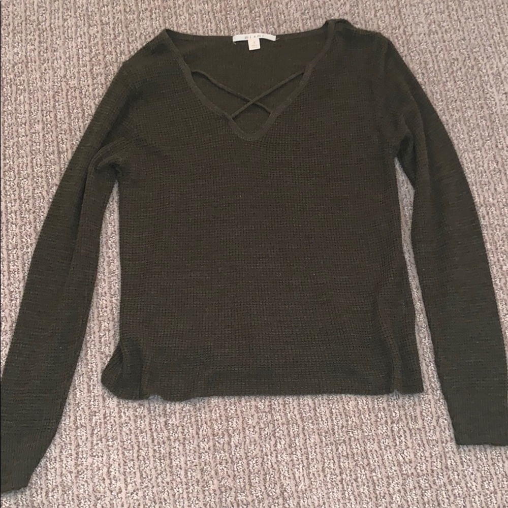 V neck sweater
